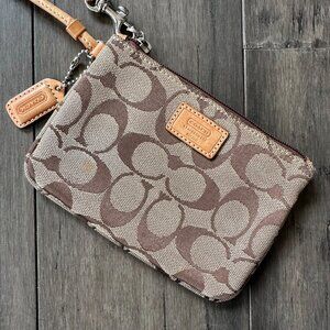Vintage Y2K Coach Signature Canvas Khaki Tan Wristlet Wallet Mini Bag Purse